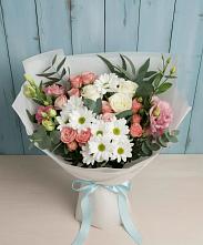 Букет цветов из:  Розы, Лизиантусы и Хризантемы #REPLACE_PRED# Воле