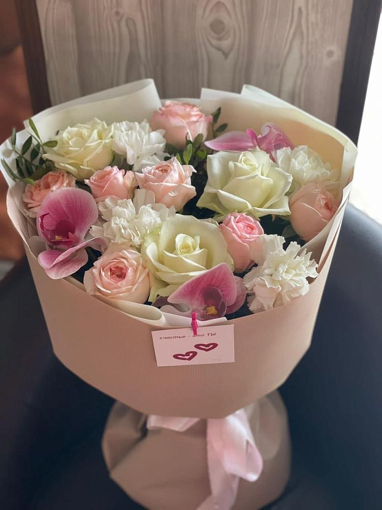 Букет цветов из: Орхидеи, Розы и Гвоздики в Воле