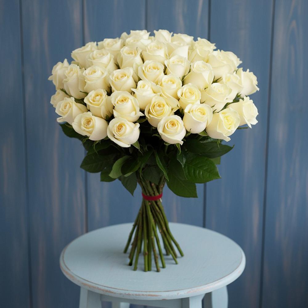 Букет 51 Белая роза Эдлесс Лав в Воле