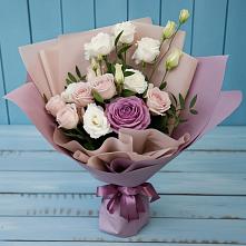 Букет цветов из:  Розы и Лизиантусы в Воле