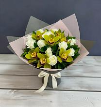 Букет цветов из:  Орхидеи и Розы в Воле