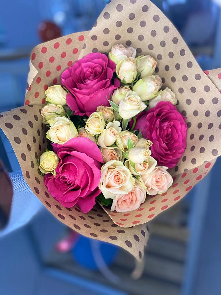 Букет цветов из: Розы в Воле