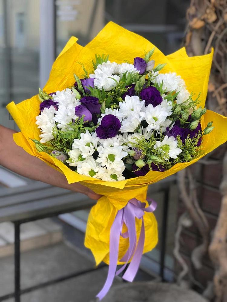 Букет цветов из: Ирисы, Хризантемы и Ромашки в Воле
