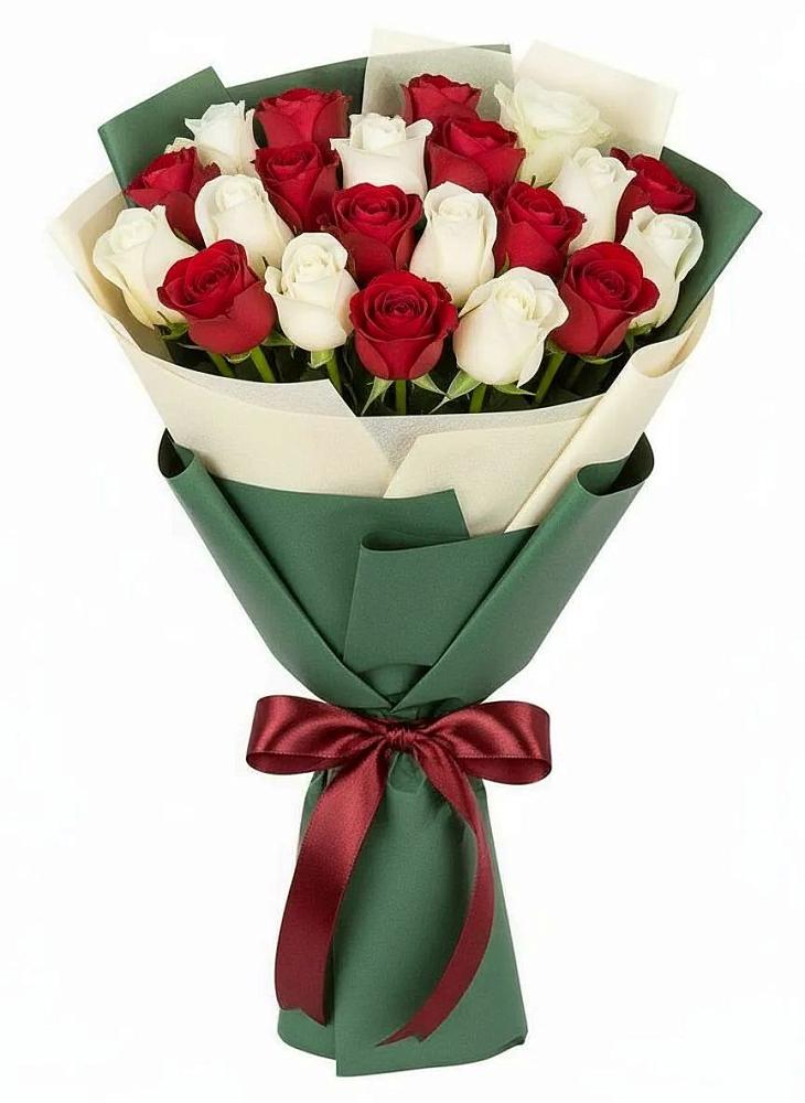 Букет Микс из красных и белых роз в Воле