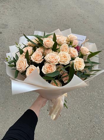 Букет Кремовые розы Латте в Воле