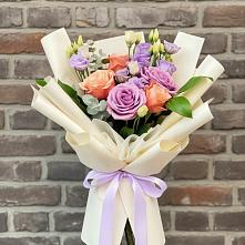 Букет цветов из:  Лизиантусы и Розы #REPLACE_PRED# Воле