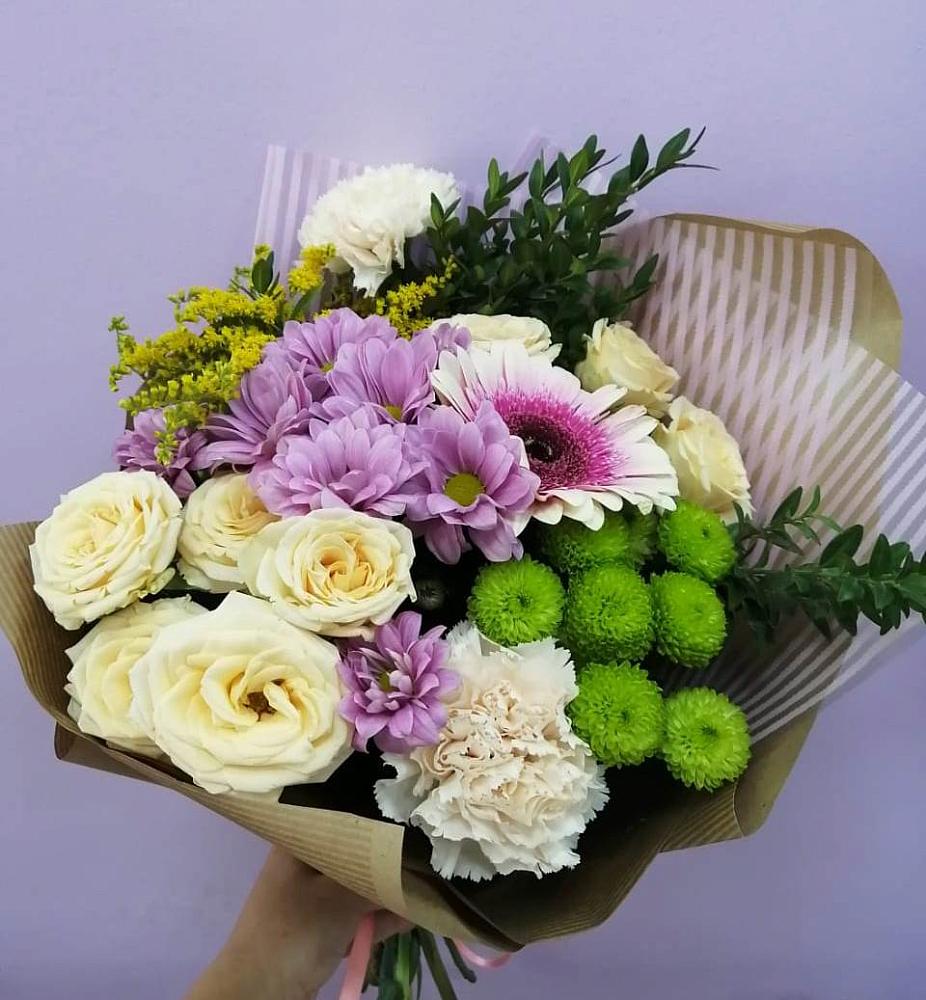 Букет цветов из: Хризантемы, Розы, Гвоздики и Герберы в Воле