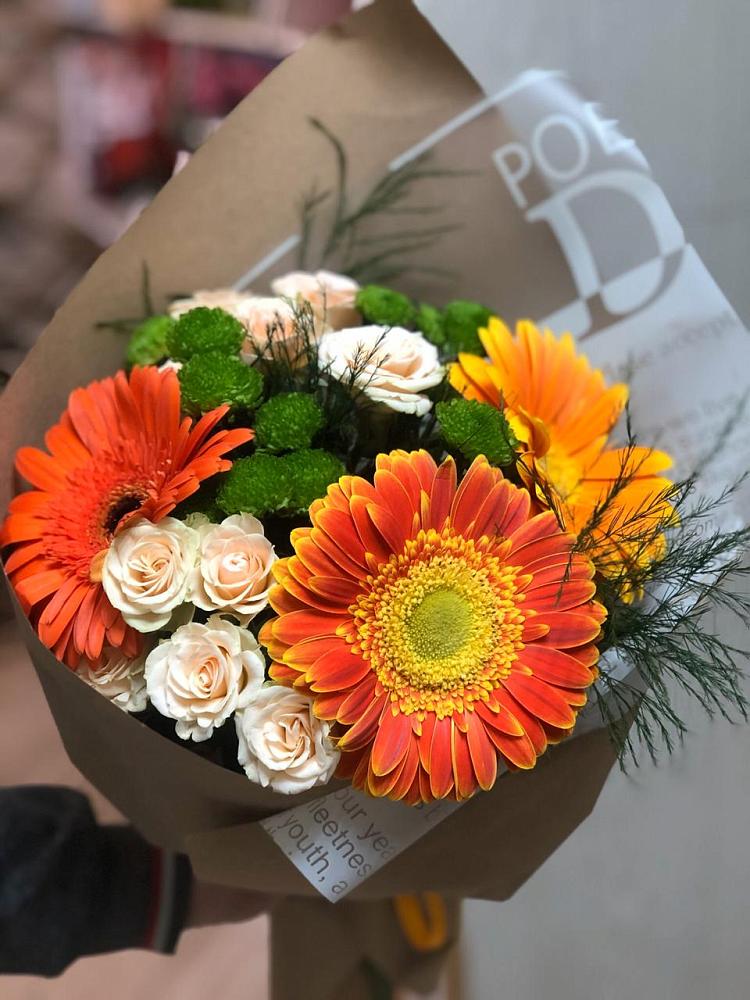 Букет цветов из: Герберы, Хризантемы и Розы в Воле