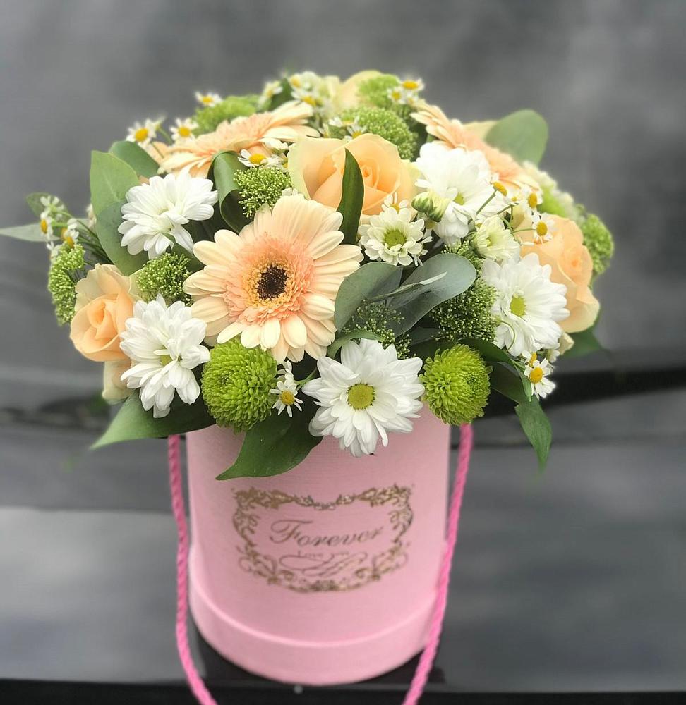 Цветочная композиция из Розы, Герберы и Хризантемы в шляпной коробке в Воле