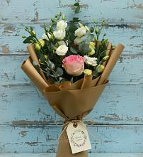 Букет цветов из:  Розы и Лизиантусы #REPLACE_PRED# Воле