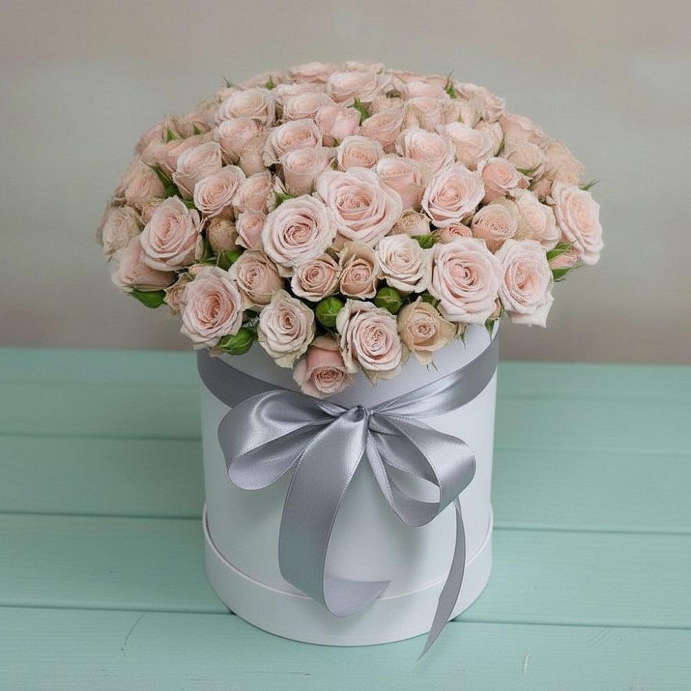 Цветочная композиция из Розы в шляпной коробке в Воле